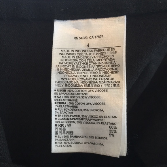 2/$40 Black Banana Republic pencil skirt - Picture 4 of 4